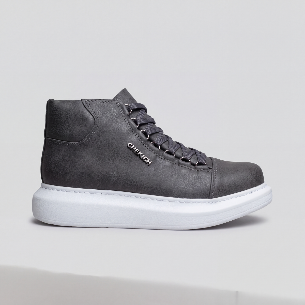 ROMA Grey White