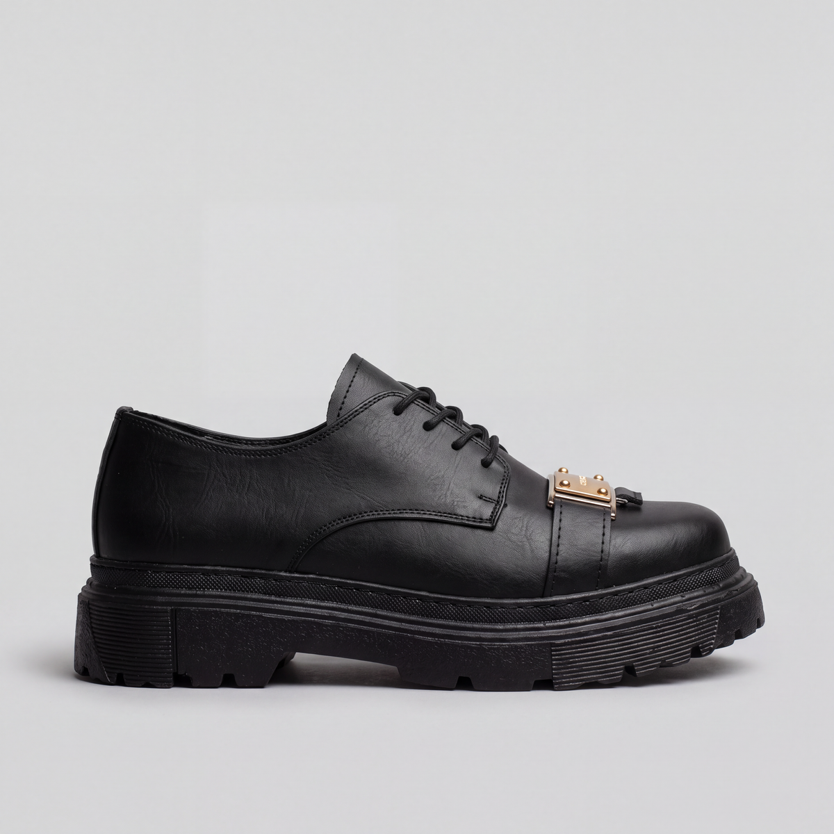 All Black Copa Cabana Matt by Chekich South Africa, featuring a sleek, matte black finish on a modern cup-shaped design.