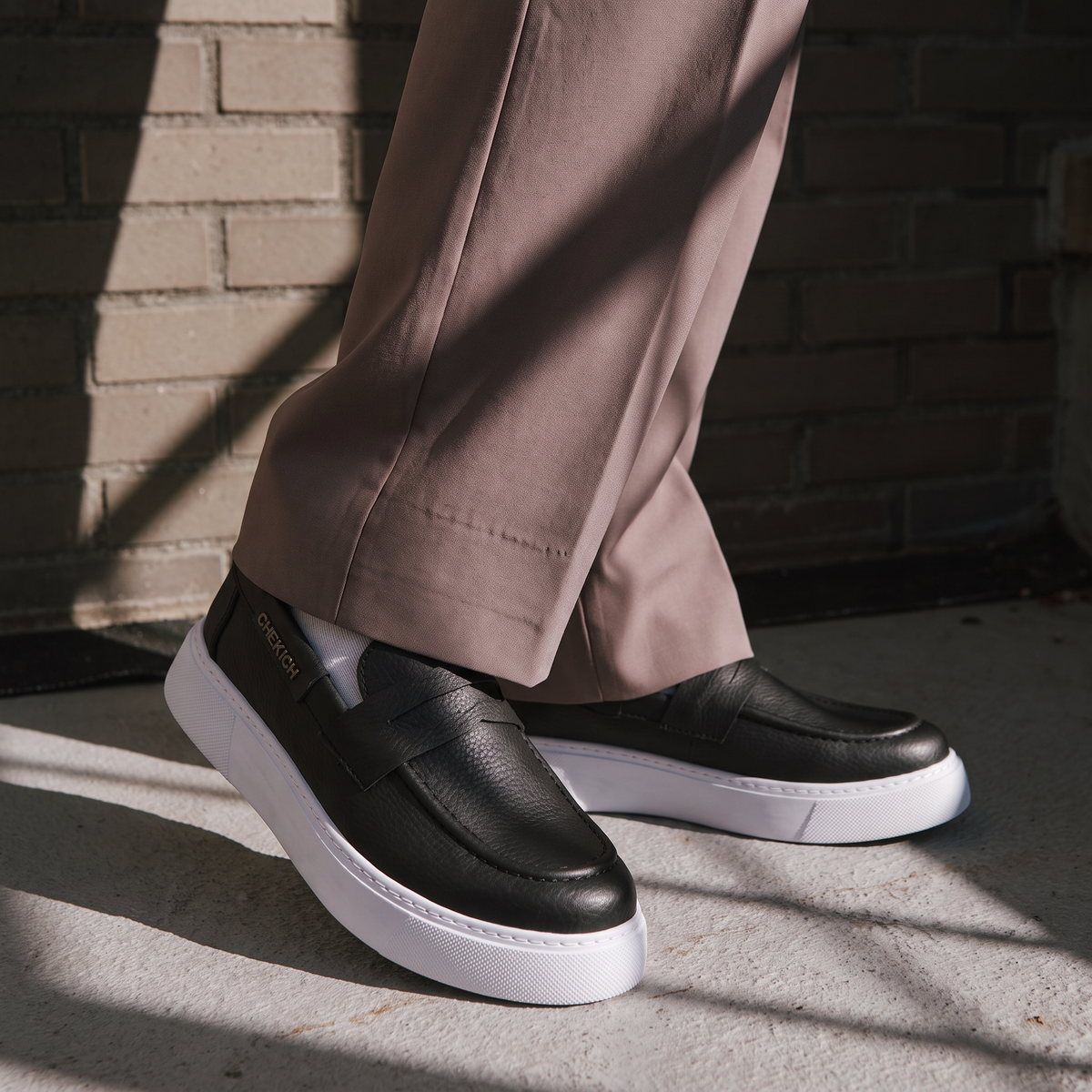 Chekich LOOM V2 Black – vegan leather penny loafer (6/7)