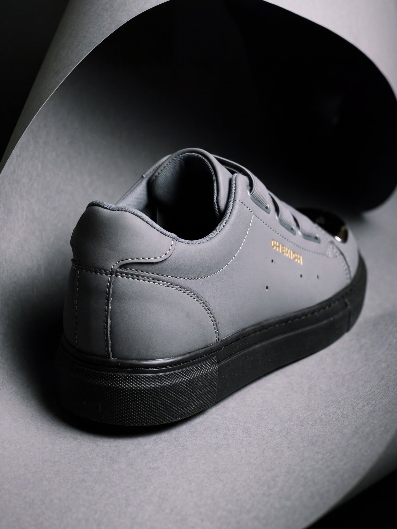 MIRRORS V2 Grey Black