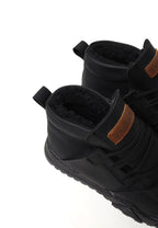 GHOST LINE All Black