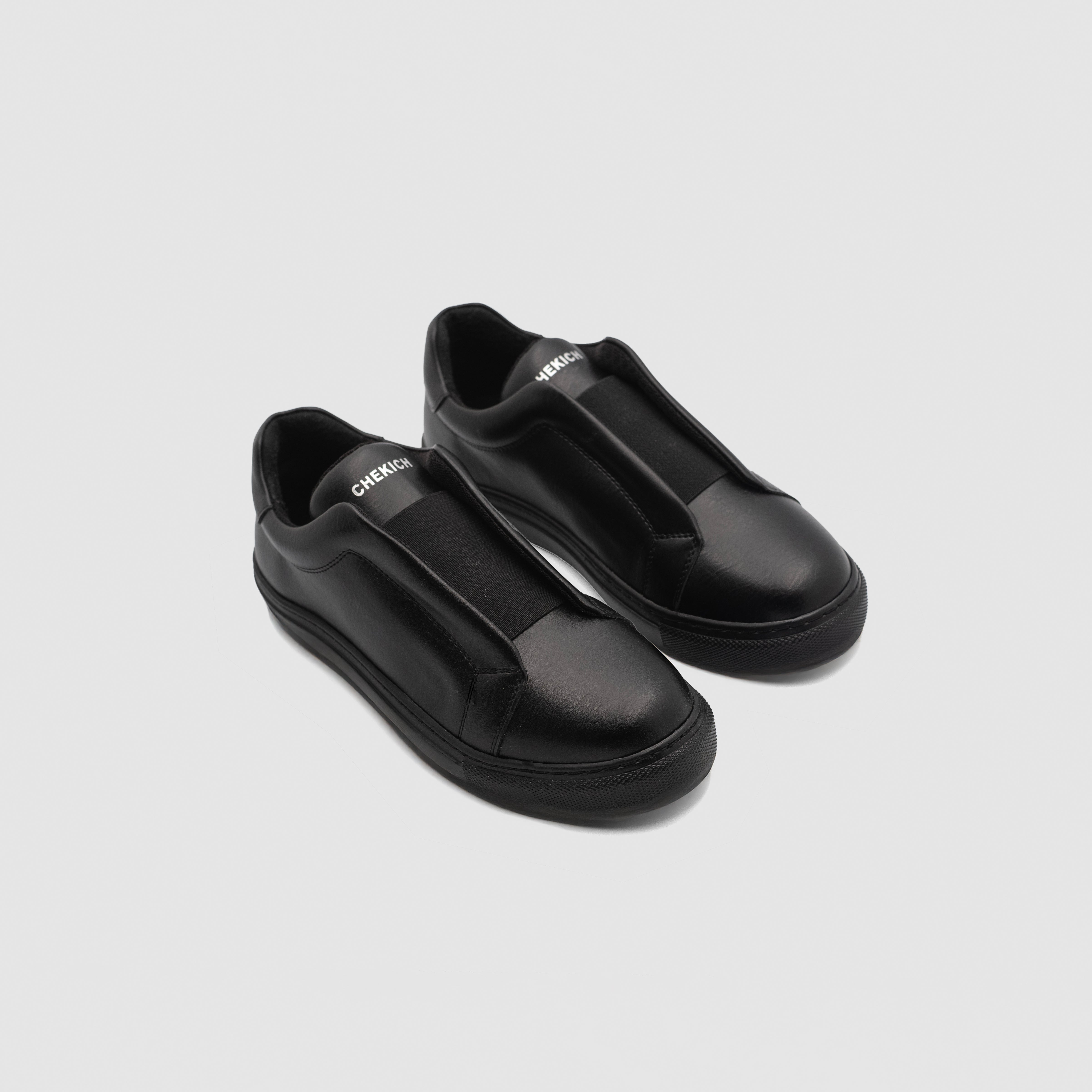 GLIDE All Black