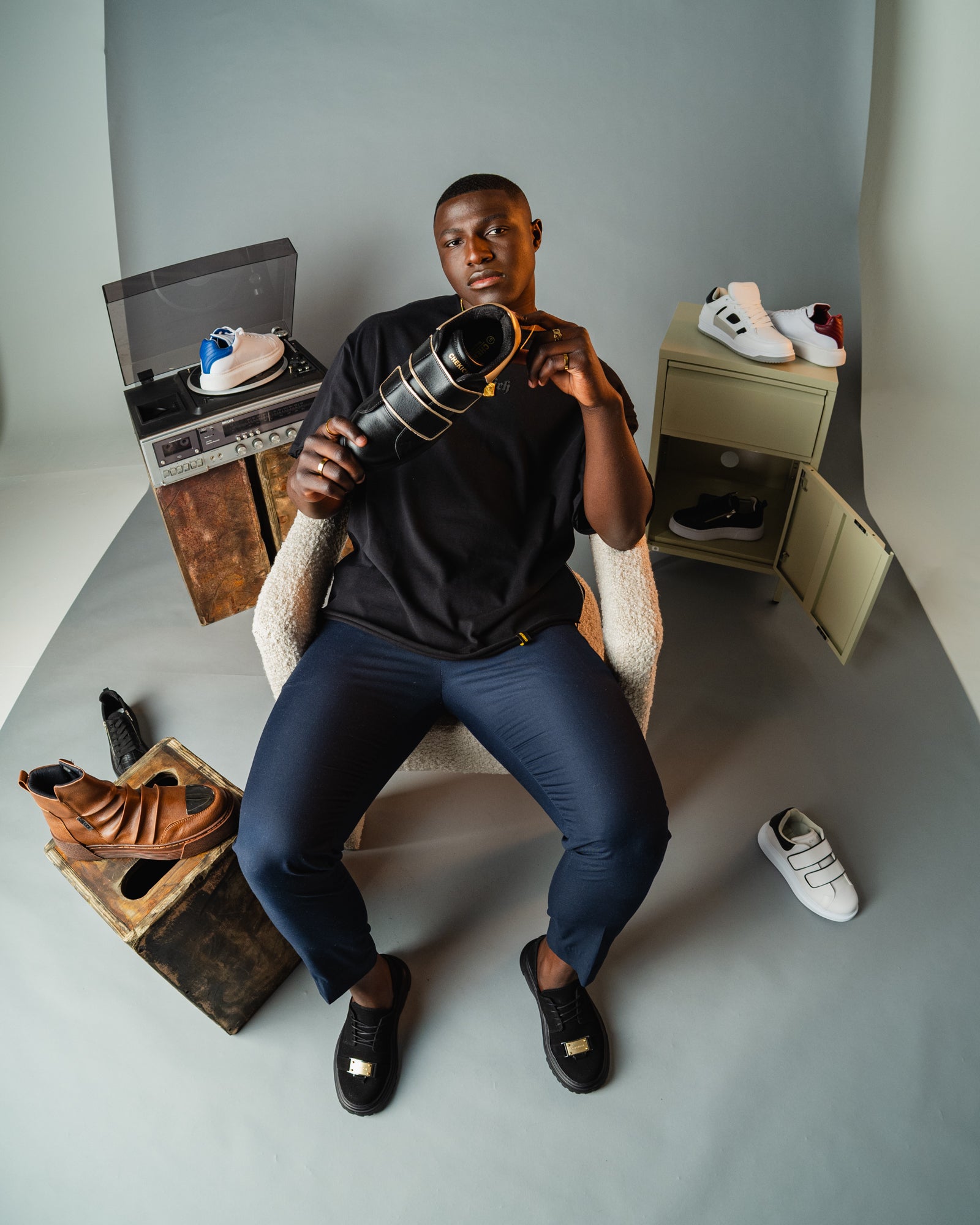 BRANDED TEES AX BLACK