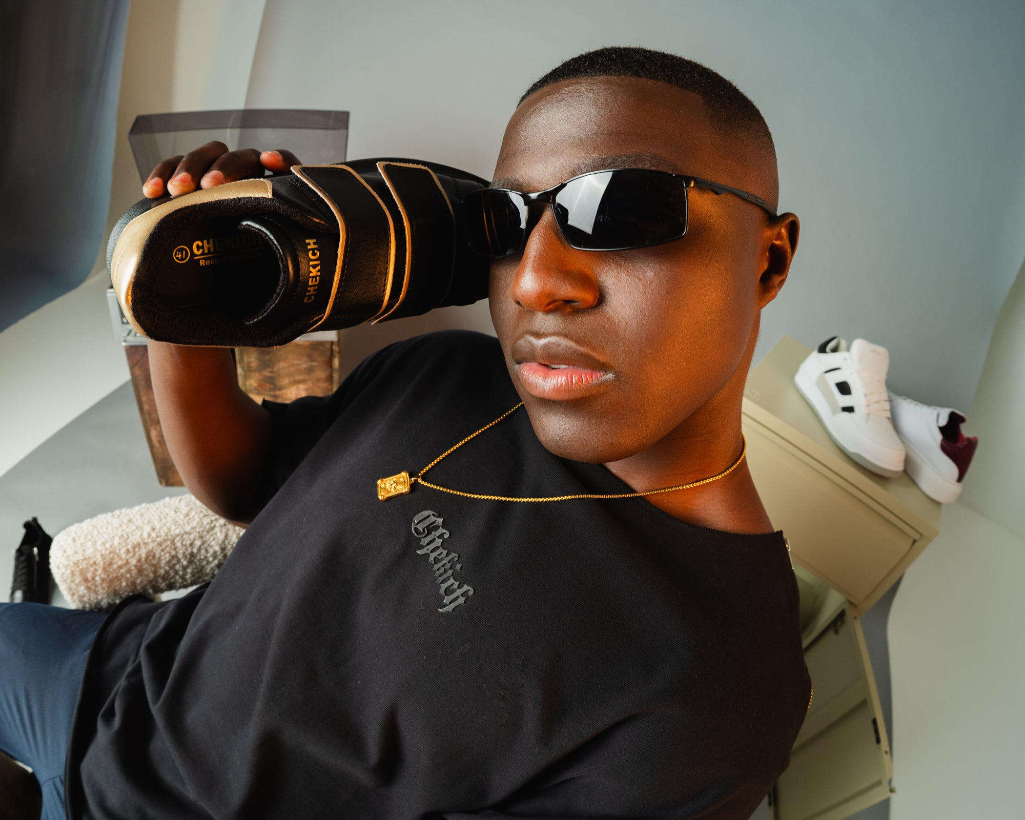 BRANDED TEES AX BLACK