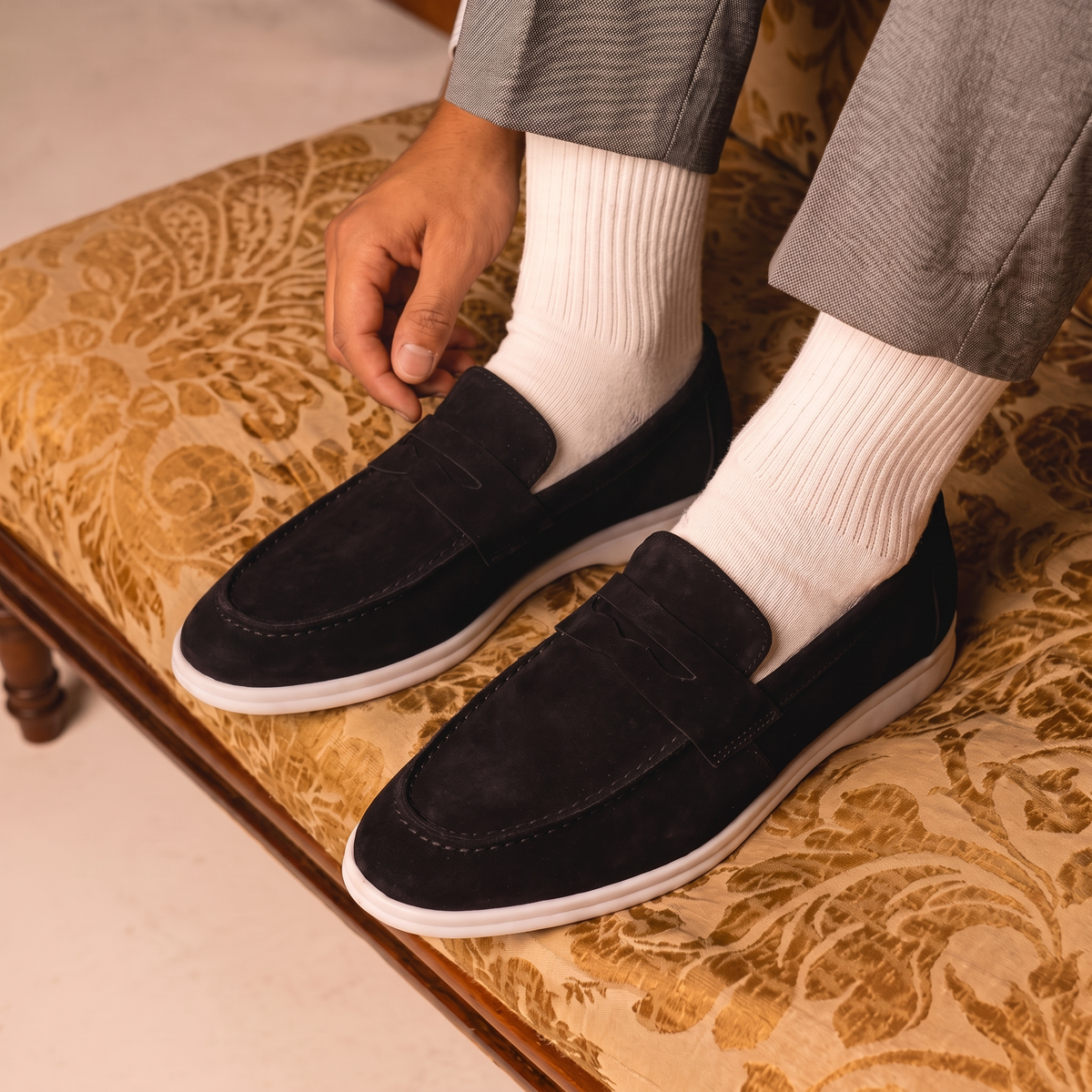 Clifton Black sneaker by Chekich South Africa featuring black leather upper and stylish design.
