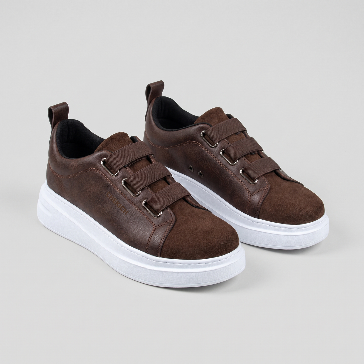 Chekich NONE V2 Brown sneakers pair, three-quarter view showing the three straps and white sole