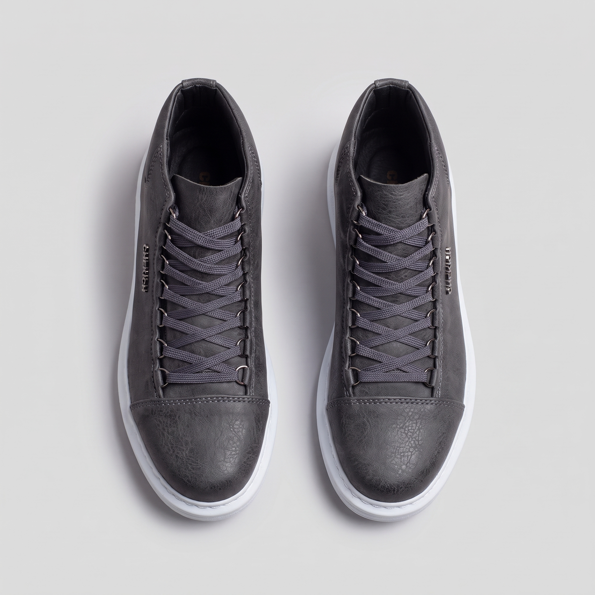 ROMA Grey White