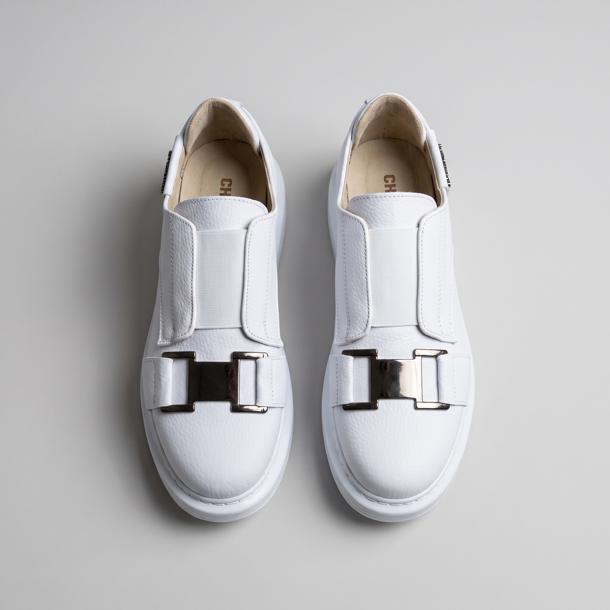 VIP V2 All White