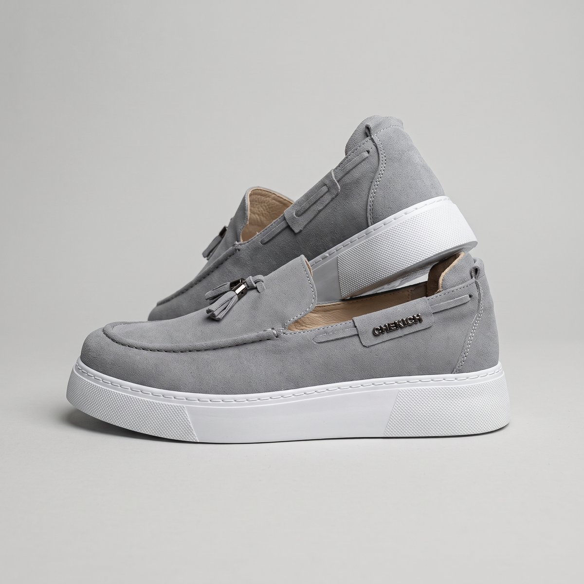TASSELS V2 NG SUEDE Grey