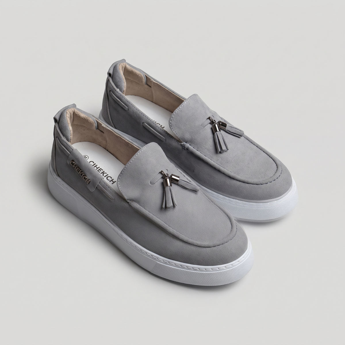 TASSELS V2 NG SUEDE Grey