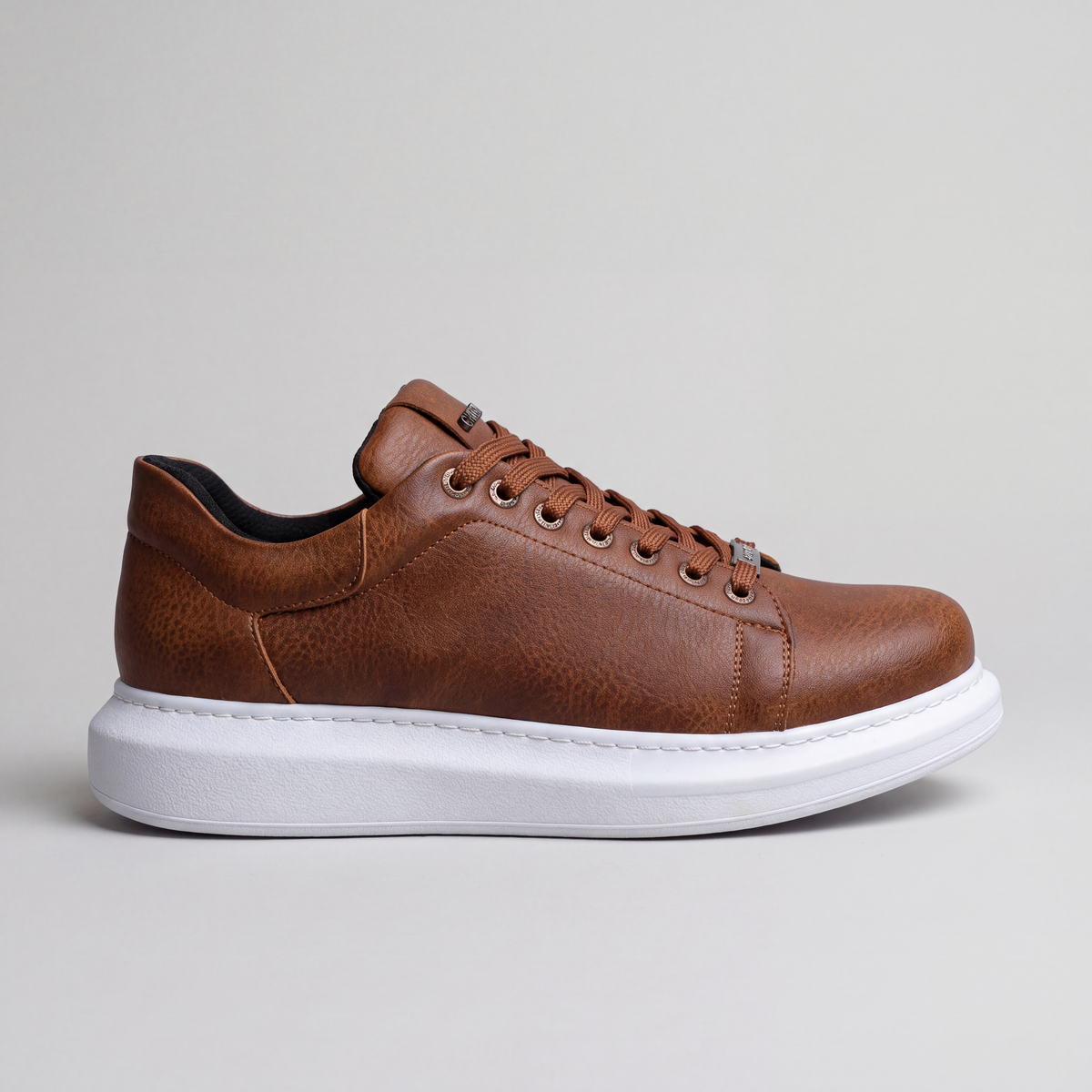 Chekich FANTASIA V2 Brown White – vegan leather low-top platform sneaker (1/7)