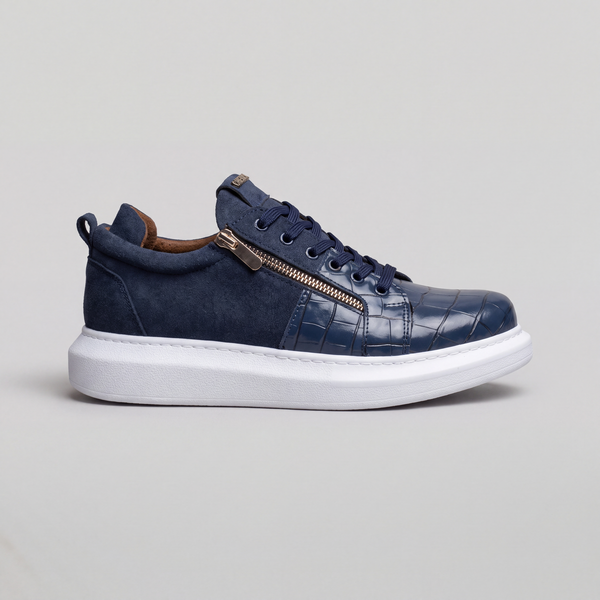 Chekich South Africa Phantom V2 Midnight Blue sneaker showing the side view with blue and black color details