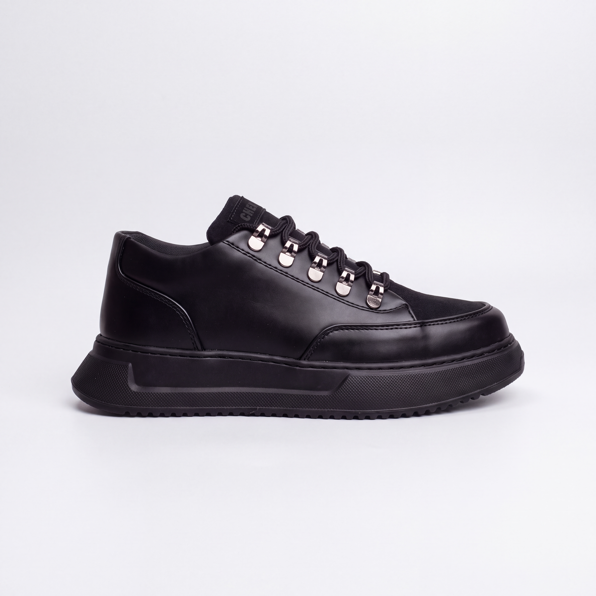 RIDGE All Black