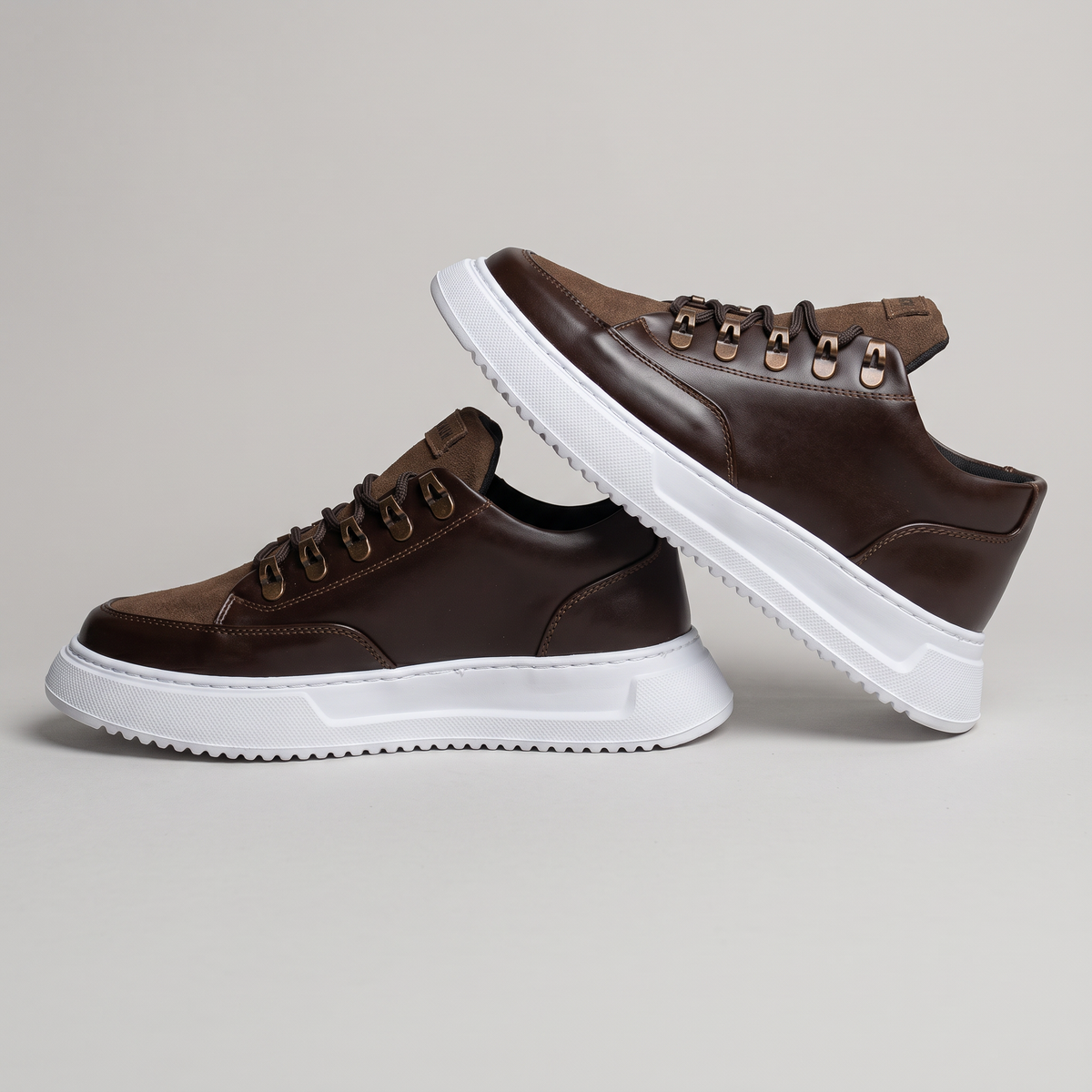 RIDGE Brown White